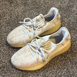 Yeezy boost white